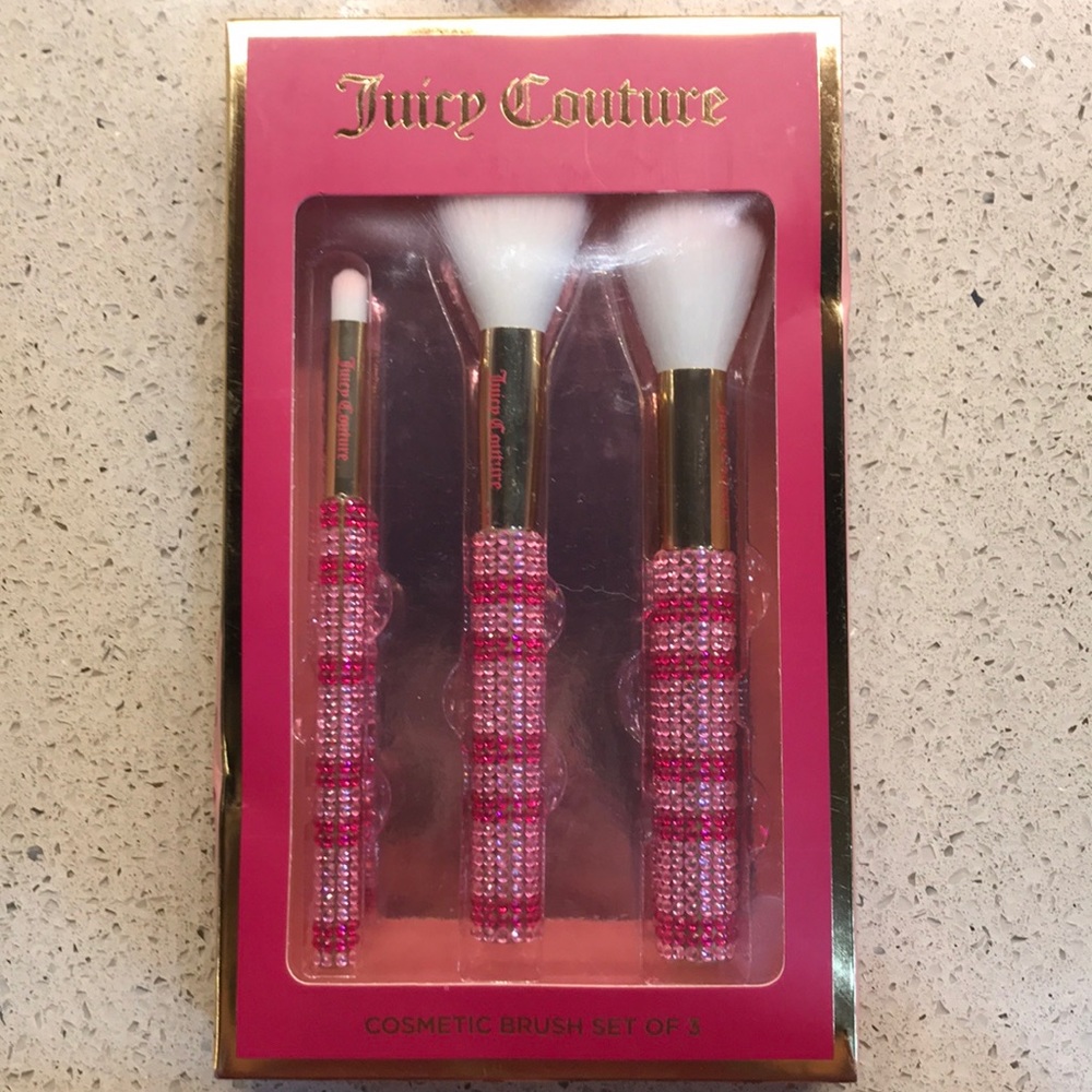 Juicy Couture Brush Set